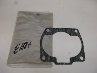 E1887. Suzuki RM 250 Dichtung Zylinderfußdichtung 11241-14201 Motordichtung - Bild 1