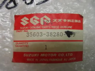 E986. Suzuki DR 250 S Blinker 35603-38290 rechts Original turn signal - Bild 5