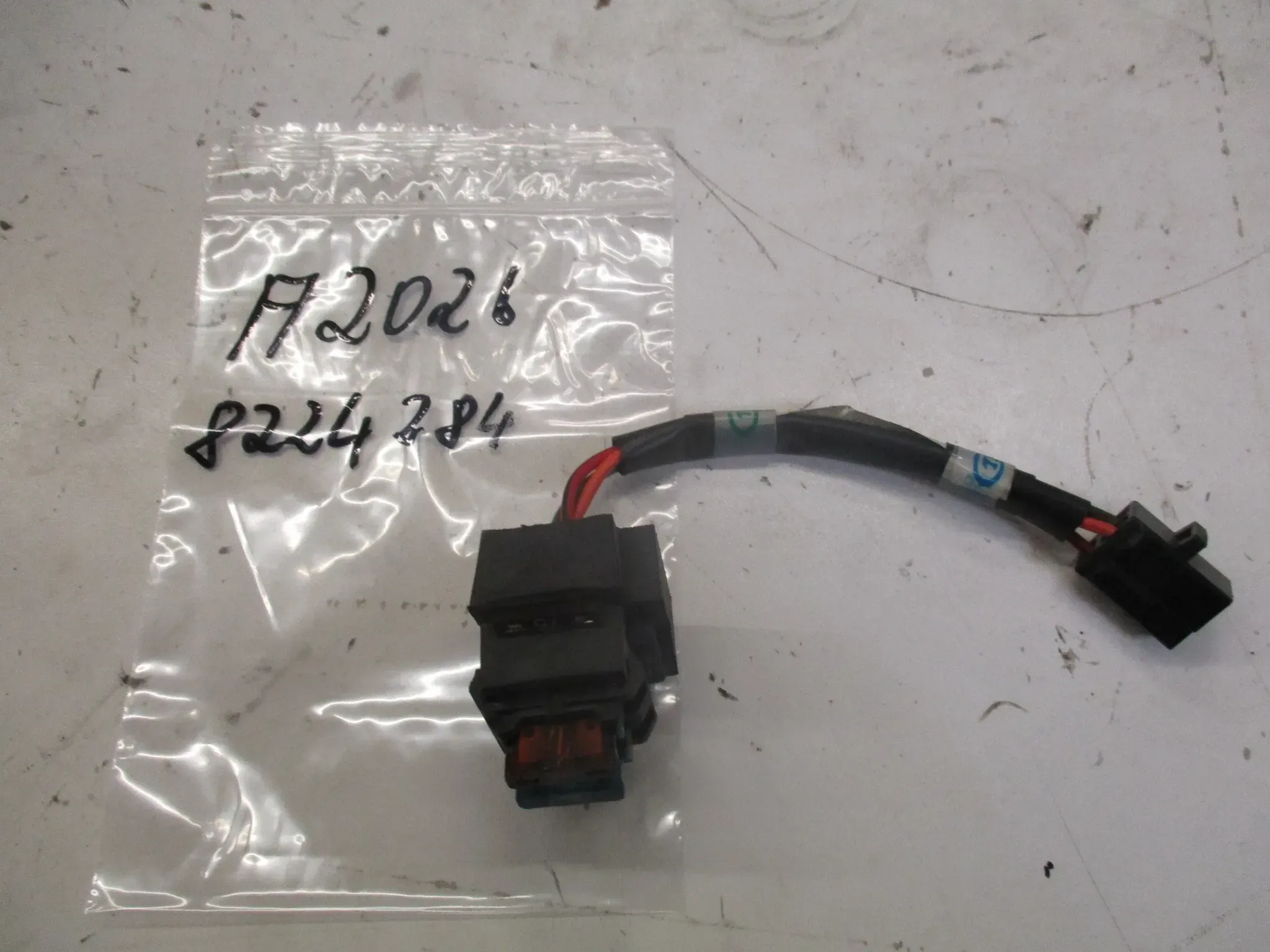 A2026 Aprilia AF1 Futura SR 50 Sicherungsbox 8224284 Sicherungen - Bild 1