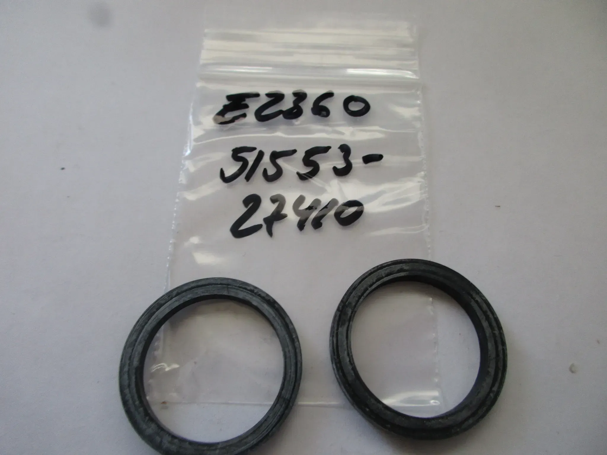 E2360 Suzuki RV 50 Dichtung Standrohr 51553-27410 Simmerring fork - Bild 1