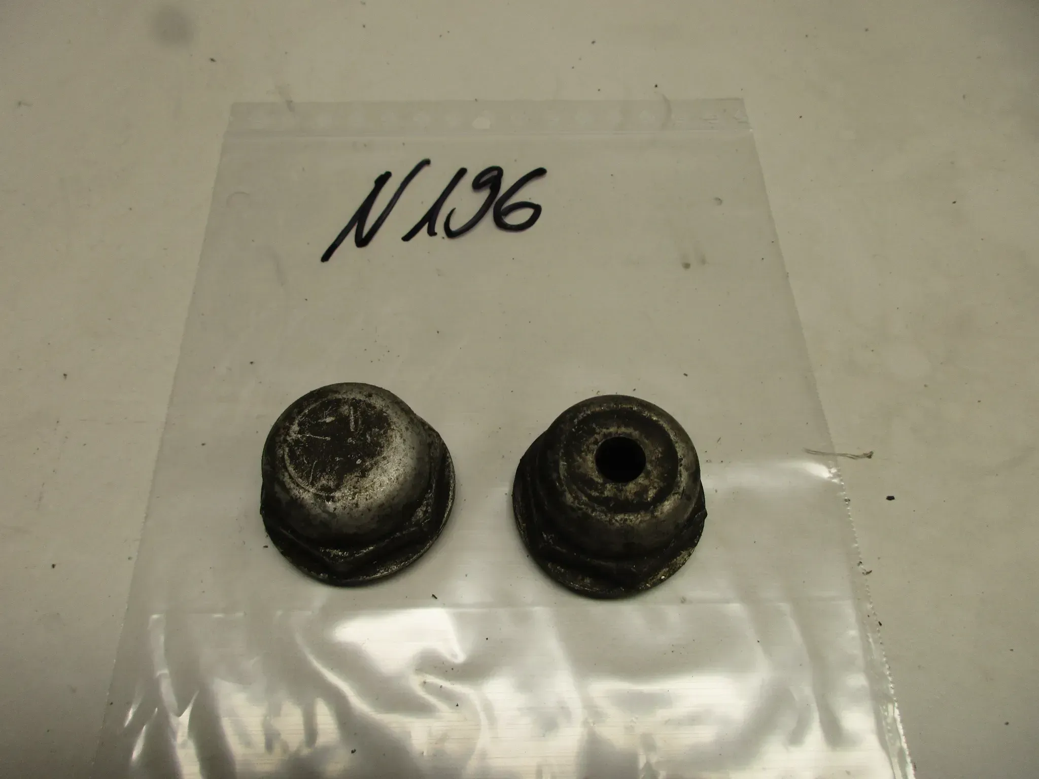 N196 BMW R50_60_65_75 Mutter Nut Gabel Hutmutter Standrohr Gabelbrücke - Bild 1
