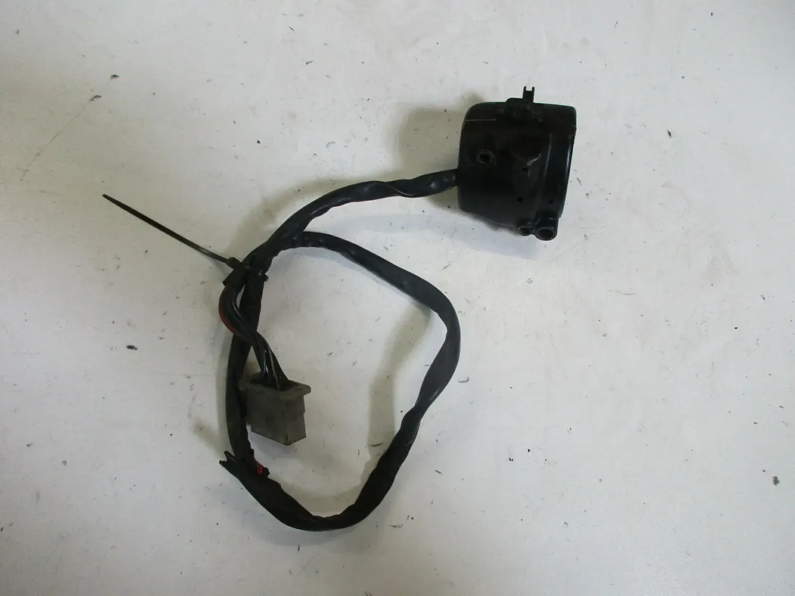 1. Yamaha RD 350 LC 4LO Lenkerschalter rechts Lenkarmatur Lenker Schalter - Bild 1