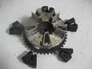 4. HONDA CBR 1000 F SC24 KETTENRADTRÄGER MIT RUCKDÄMPFER ANTRIEBSGUMMI GUMMI - Bild 1