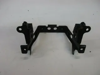 O2. Suzuki GSX 600 F GN72B Tankhalter Halter Aufnahme Benzintank Fraftstofftank - Bild 2