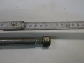 O. Suzuki GR 650 Tempter GP 51 A Steckachse vorne Achse Vorderrad Felge 15 mm - Bild 2