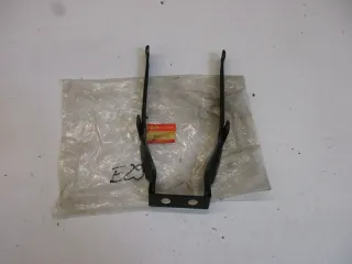 E29. Suzuki GS 400 Fenderhalter Halter 63120-45000 Rahmen Fender hinten - Bild 4