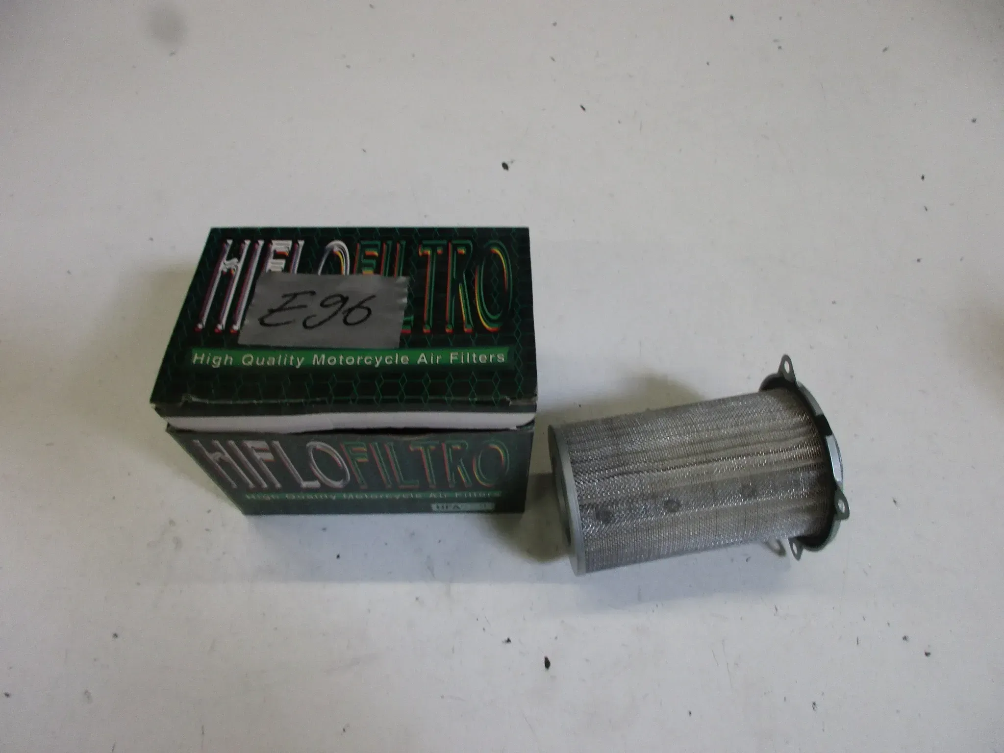 E96. Suzuki GS 500 E GM51B Ersatzfilter HFA 3501 Luftfilterkasten Filter air box - Bild 1