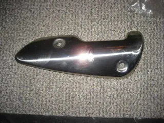 TRIUMPH SPEED TRIPLE 1050, AUSPUFFBLENDE, HITZESCHILD AUSPUFF VERKLEIDUNG RECHTS - Bild 1