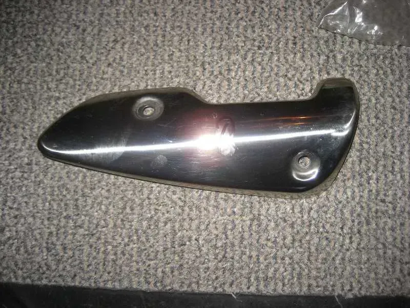 TRIUMPH SPEED TRIPLE 1050, AUSPUFFBLENDE, HITZESCHILD AUSPUFF VERKLEIDUNG RECHTS - Bild 1