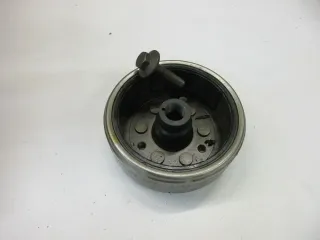 O2. Kawasaki GPZ 305 EX305A BD Lichtmaschine Rotor  Schraube Polrad 032000-3210 - Bild 2