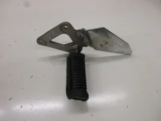 4. Suzuki GS 500 E GM 51 B Fußraste vorne links (2) Fußrastenhalter Fussraste - Bild 1
