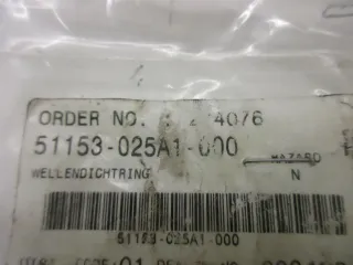 B468. Suzuki FS 50 AH 50 CP 50 Dichtung Motor Wellendichtung seal 51153-025A1 - Bild 3
