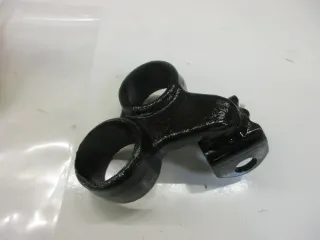 B390. Suzuki DR 750_800 S Fußrastenhalter vorne links Fußraste 43520-44B01 - Bild 3