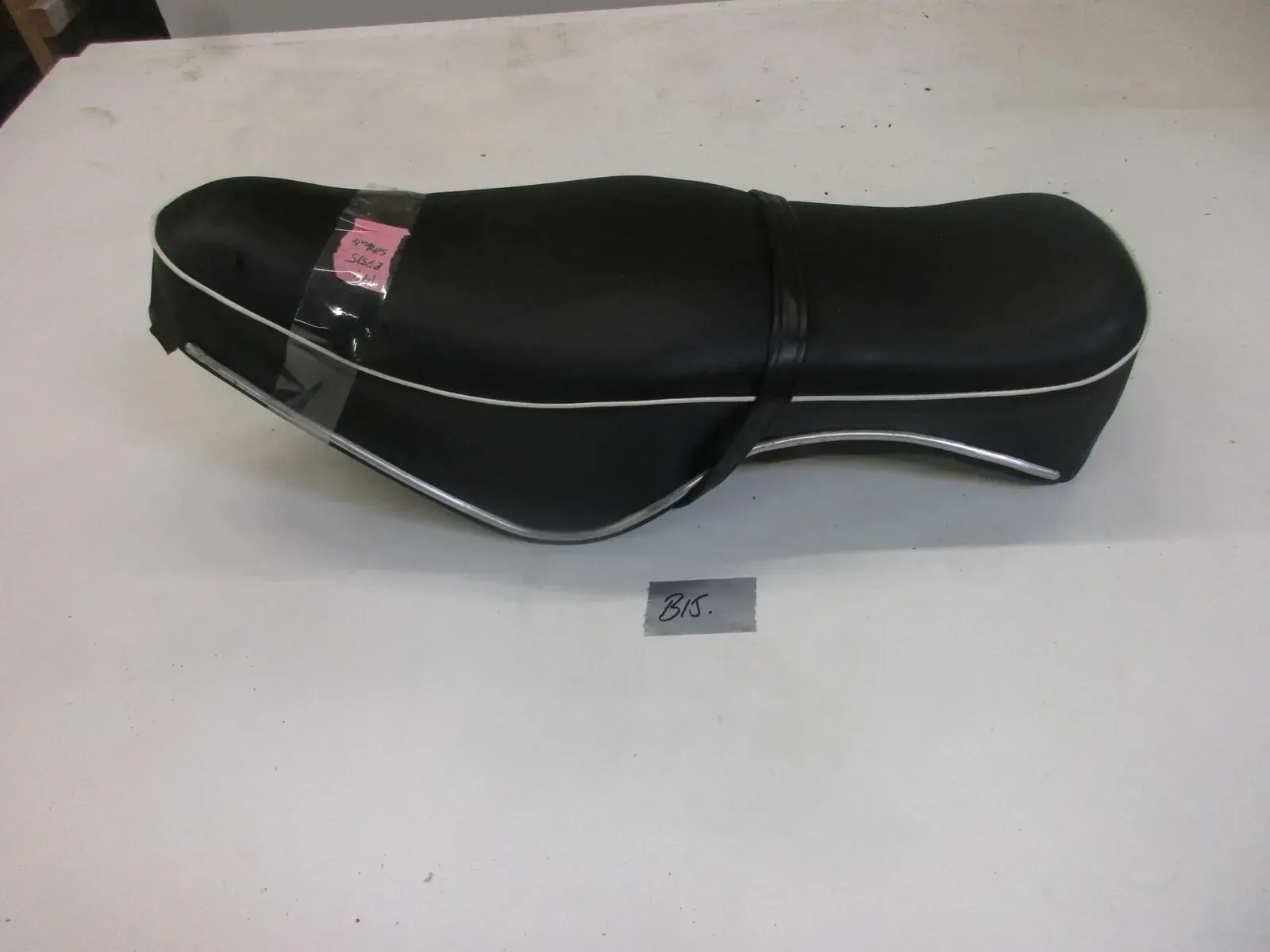 Sitzbank Sitzkissen B15. BMW R 75/5 Sitzpolster Sitzkern Fahrersitz seat - Bild 1