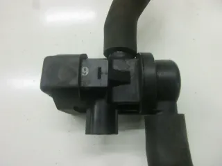 Kawasaki ER-6 N ABS ER650A Motorentlüftung Luftventil Sekundärventil Motor - Bild 3