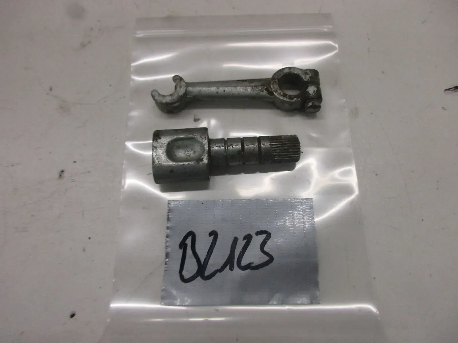 Bremshebel B2123 BMW R24 R25 R26 R27 R50 R60 Trommelbremse Umlenkung Bremstromme - Bild 1
