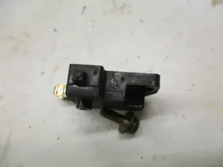 Bremslichtschalter vorne Bremspumpe 8. Suzuki GSX 600 F GN72B Schalter Lenker - Bild 3