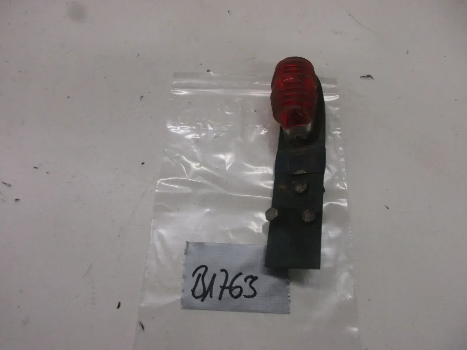 B1763 Hella Blinker Blinkleuchte K12642 Seitenblinker Traktor Schlepper Oldtimer - Bild 1