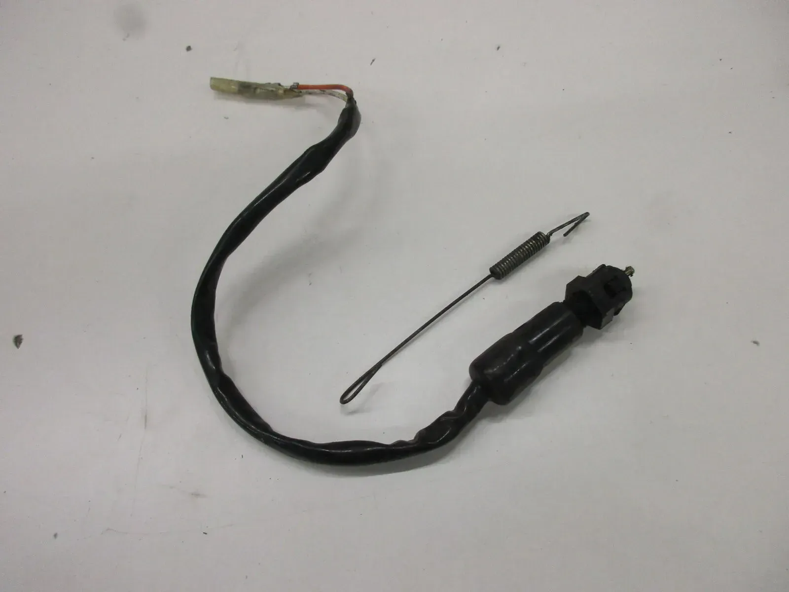 1. Suzuki GS 550 M Katana Bremslichtschalter hinten mit Feder Stoplichtschalter - Bild 1