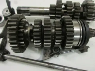 Suzuki GS 550 M Katana Getriebesatz Getriebe Getriebewelle Motor Antrieb - Bild 6