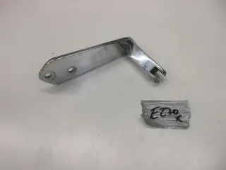 Fußraste hinten rechts oder links Halter E270. Harley Davidson Dyna Street Bob - Bild 3