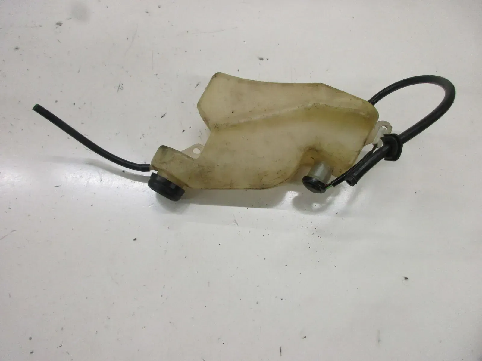 Suzuki GSX 400 E_S GK 53 C Kühlmittelausgleichsbehälter Motor Kühlerbehälter - Bild 1