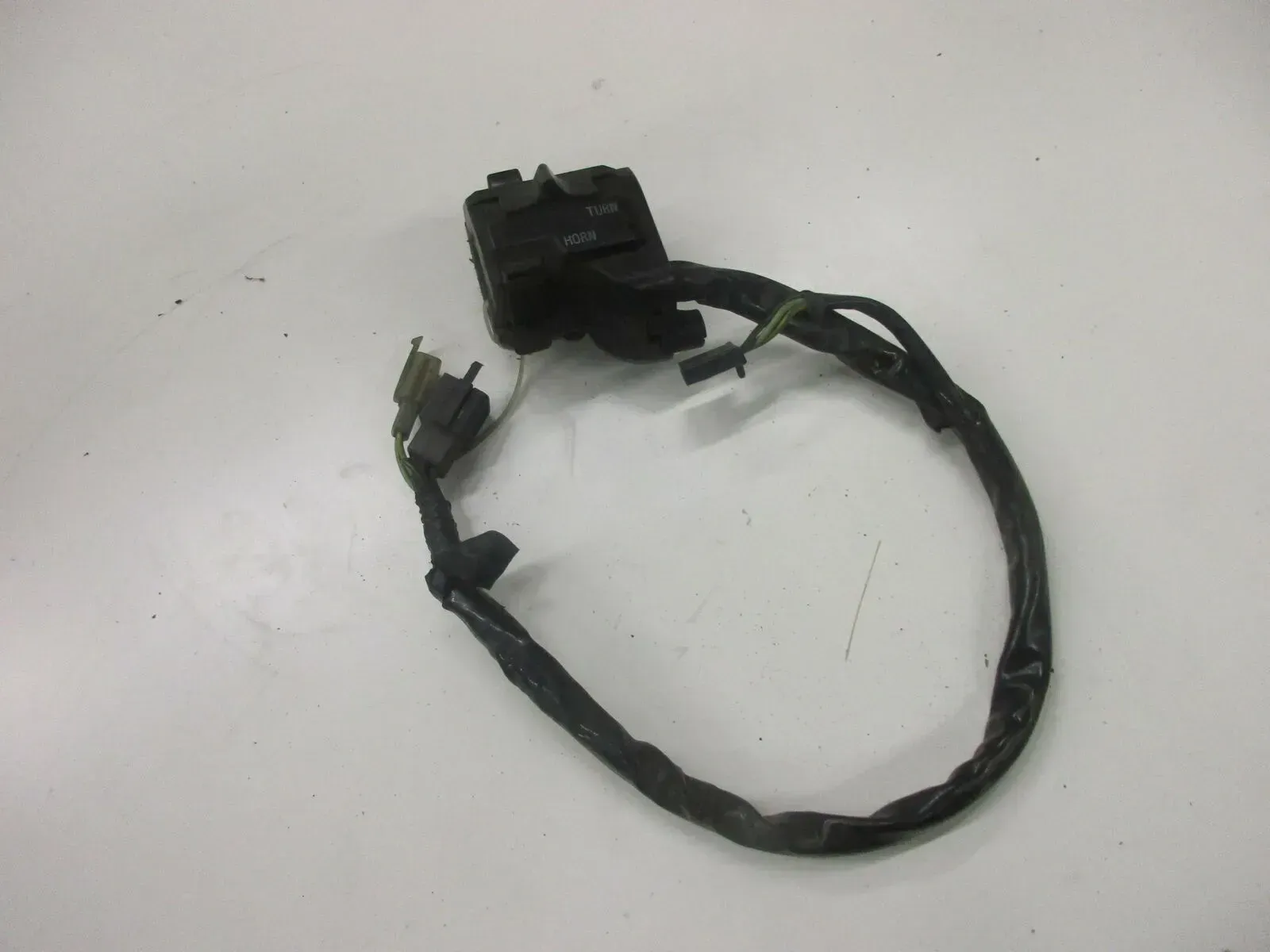 8. Kawasaki GPZ 600 R ZX600A Lenkerschalter links Lenkarmatur Lenker Schalter - Bild 1