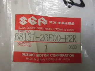 E1938. Suzuki GSF 650 N Bandit Aufkleber 68131-26E00-F2R Dekor Verkleidung Emblem Logo - Bild 4