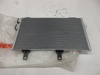 F181 Fiat Coupe 2.0 Wasserkühler 60630383 Motor Kondensator - Bild 1