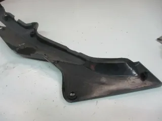 Honda CBR 125 R JC34 Verkleidung Sitzbank Seite links Seitenverkleidung hinten - Bild 5