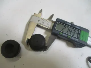 Cagiva Aletta Electra 125 Vibrationsdämpfer Gummi Tank Benzintank Dämpfer - Bild 2