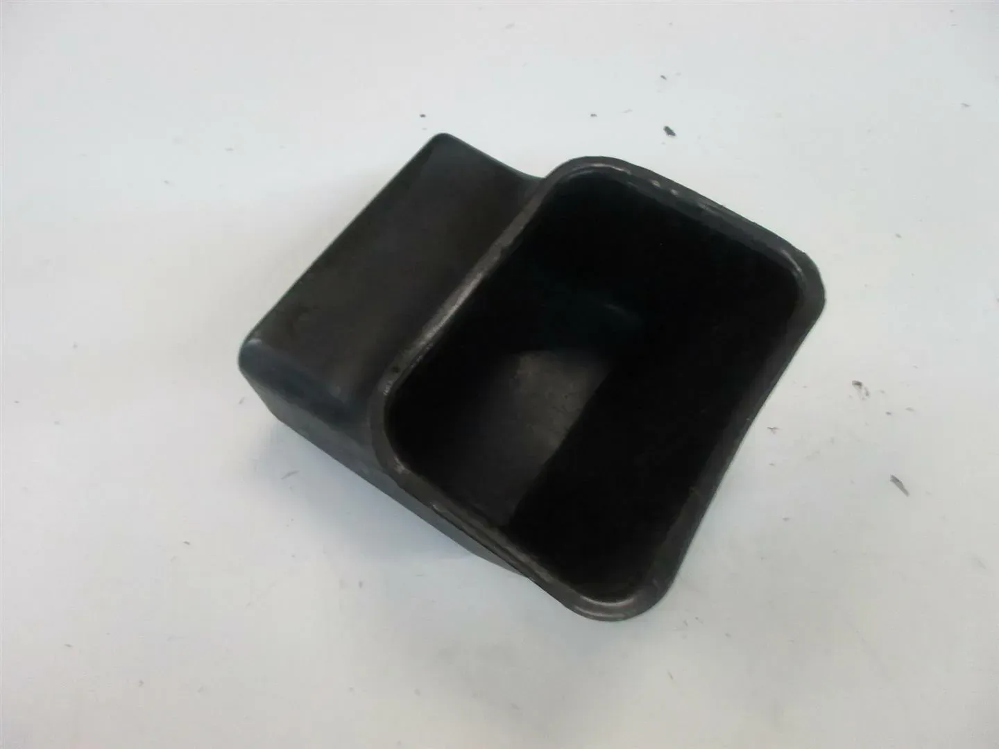 HONDA NX 650 DOMINATOR RD02 WERKZEUGFACH WERKZEUGBOX VERKLEIDUNG STAUFACH - Bild 1