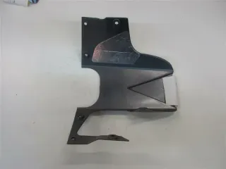 319. Suzuki GSX-R 600_750 Verkleidung unten Motor Bugspoiler Bug 94661-33E0 - Bild 4