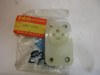 E733. Suzuki GS 650 G GS 550 M Bremsflüssigkeitsbehälter oben 59687-49000 Bremspumpe Öl - Bild 2