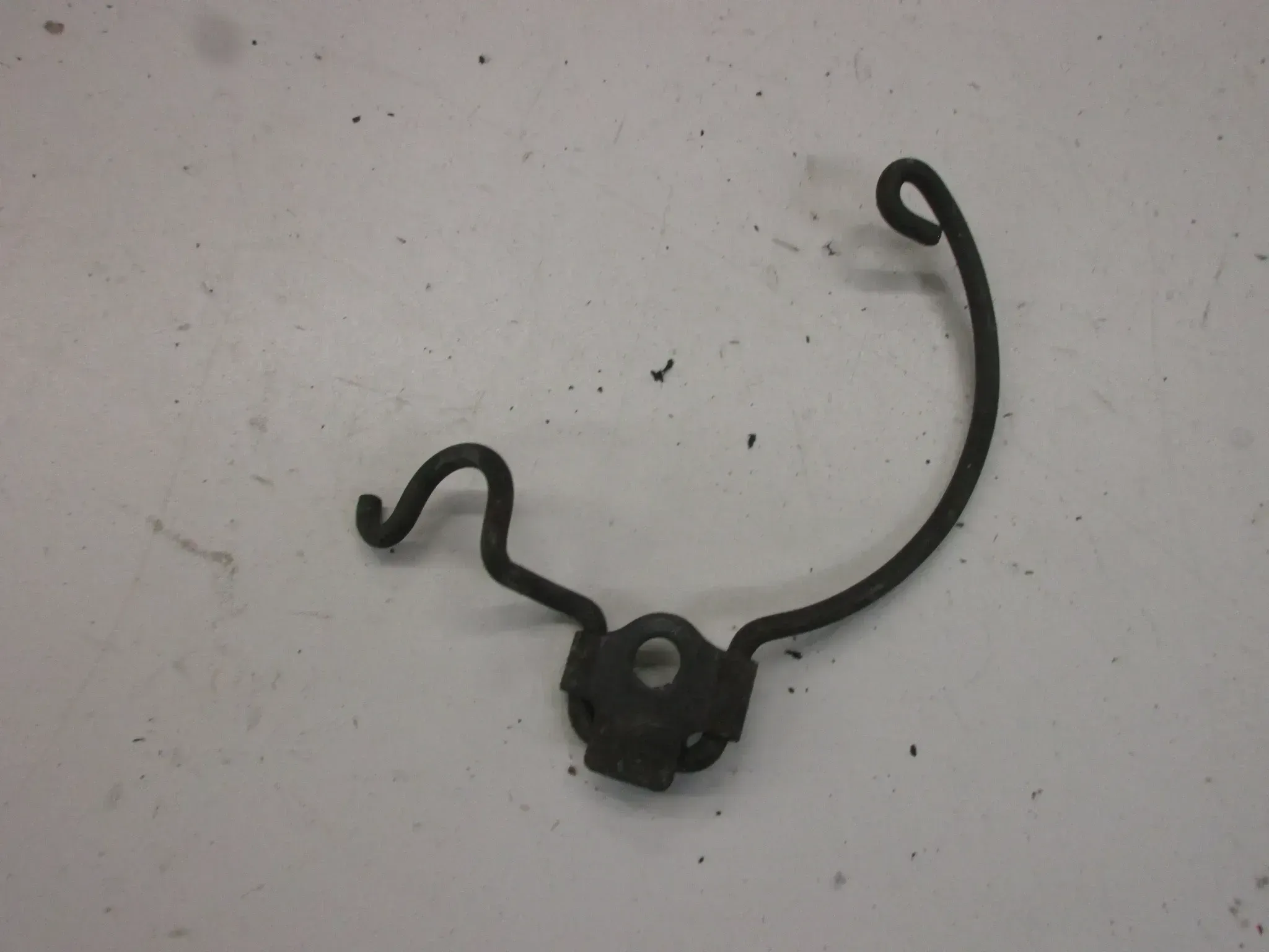 H1. Honda XL 250 R MD11 Aufnahme Halter Klammer Clip Rahmen Befestigung Träger - Bild 1