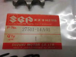 E753. Suzuki DR 650 RU Ritzel Zahnrad 27511-14A01 Kettenrad Motor 16 Zähne - Bild 4