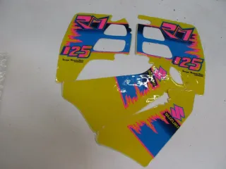 K9. SUZUKI RM 125 Aufkleber Dekorset Dekor Blau Pink Gelb Emblem - Bild 1