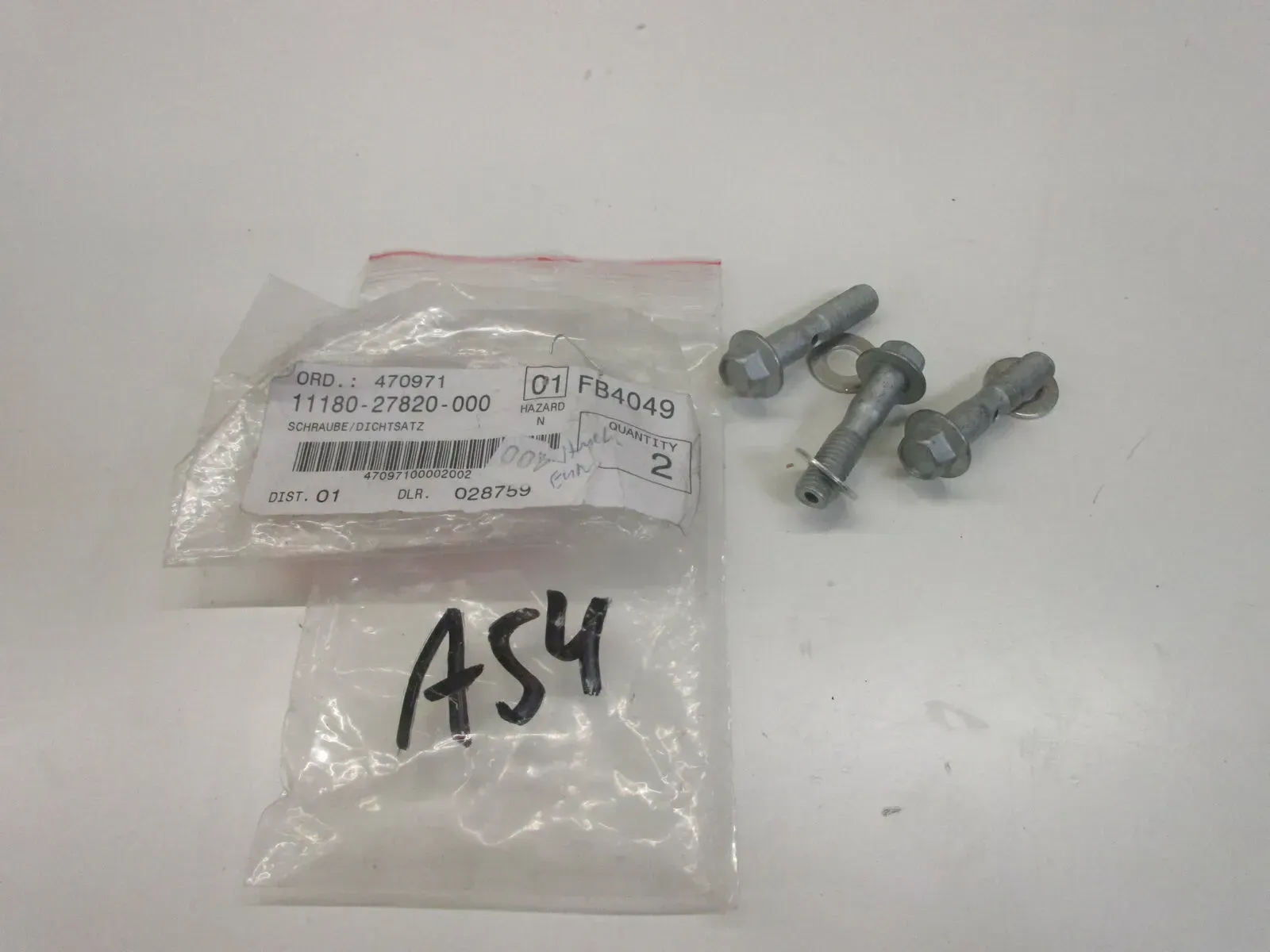 A54. Suzuki GSX 600_750 F Schraube Motordeckel Zylinderkopf bolt 11180-27820 - Bild 1