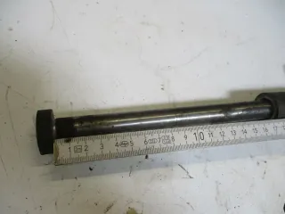 Honda CB 250 G CJ_T Bj.76 Steckache 17 mm Achse hinten axle rear Felge hinten - Bild 3