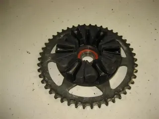 YAMAHA FZ 6 RJ14 FAZER ABS KETTENRADTRÄGER MIT RUCKDÄMPFER ANTRIEBSGUMMI GUMMI - Bild 1