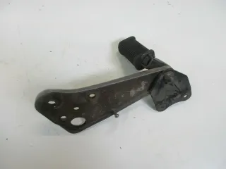Suzuki GS 550 T Fußrastenhalter mit Fußraste hinten links Fußrastenbrücke - Bild 3
