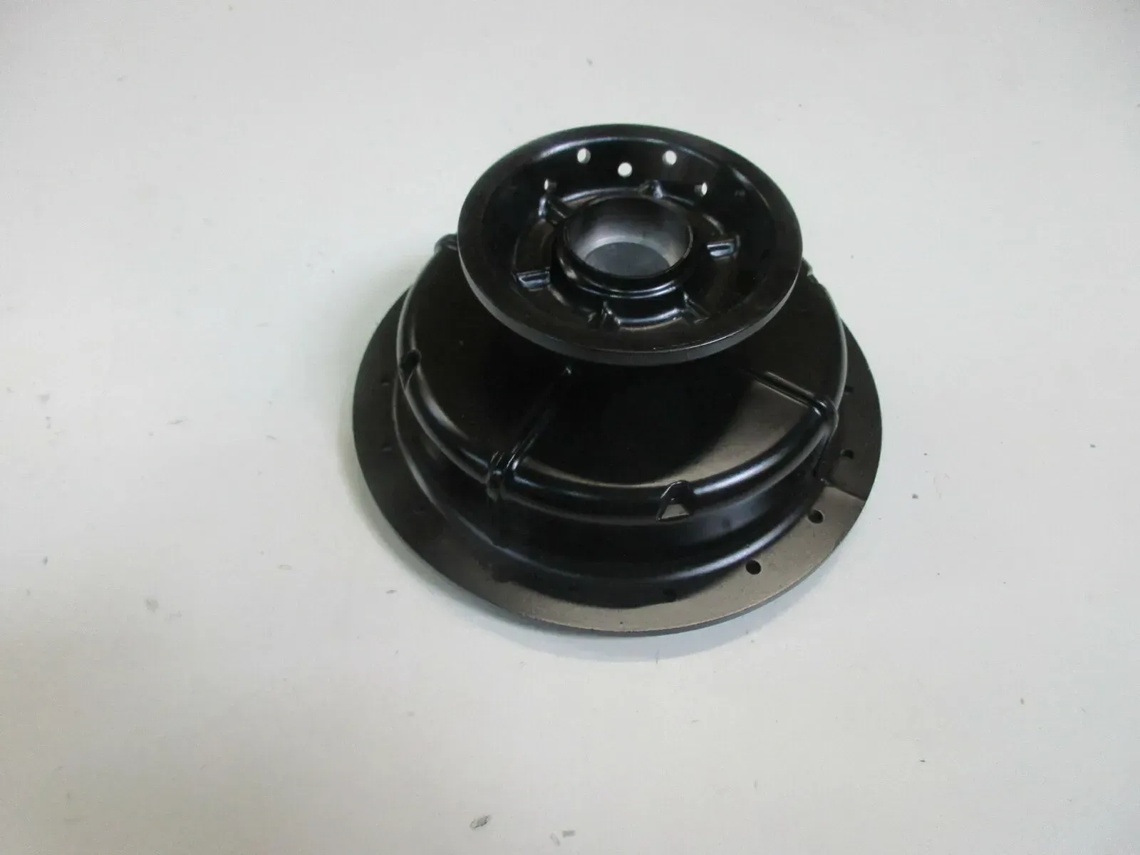 Suzuki SP 100 Radnabe vorne 54210-05210 Ankerplatte Bremstrommel Felge Wheel - Bild 1