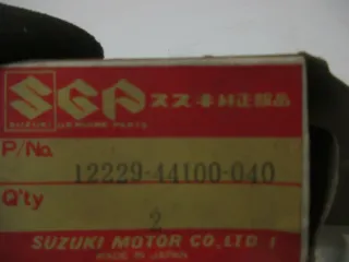S197 Suzuki GS 450 L GS 450 Lagerschale Kurbelwelle Motor Lager 12229-44100-040 - Bild 3