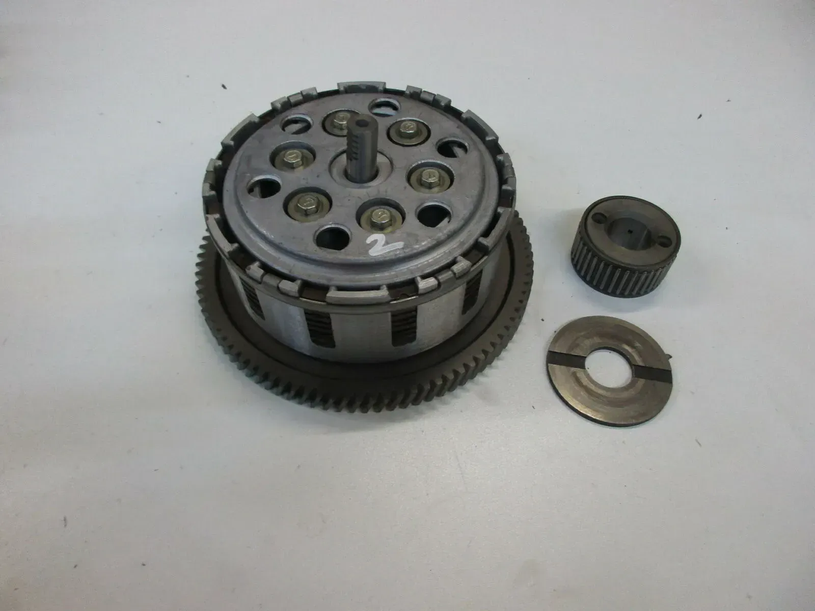 O. Suzuki GS 650 G Katana Kupplung (2) mit Lamellen Kupplungskorb Gehäuse clutch - Bild 1