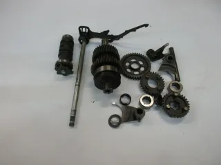 O3. Honda CB 400 N_T Getriebe (2) Getriebeteile Motor Antrieb Welle Schaltwalze - Bild 1