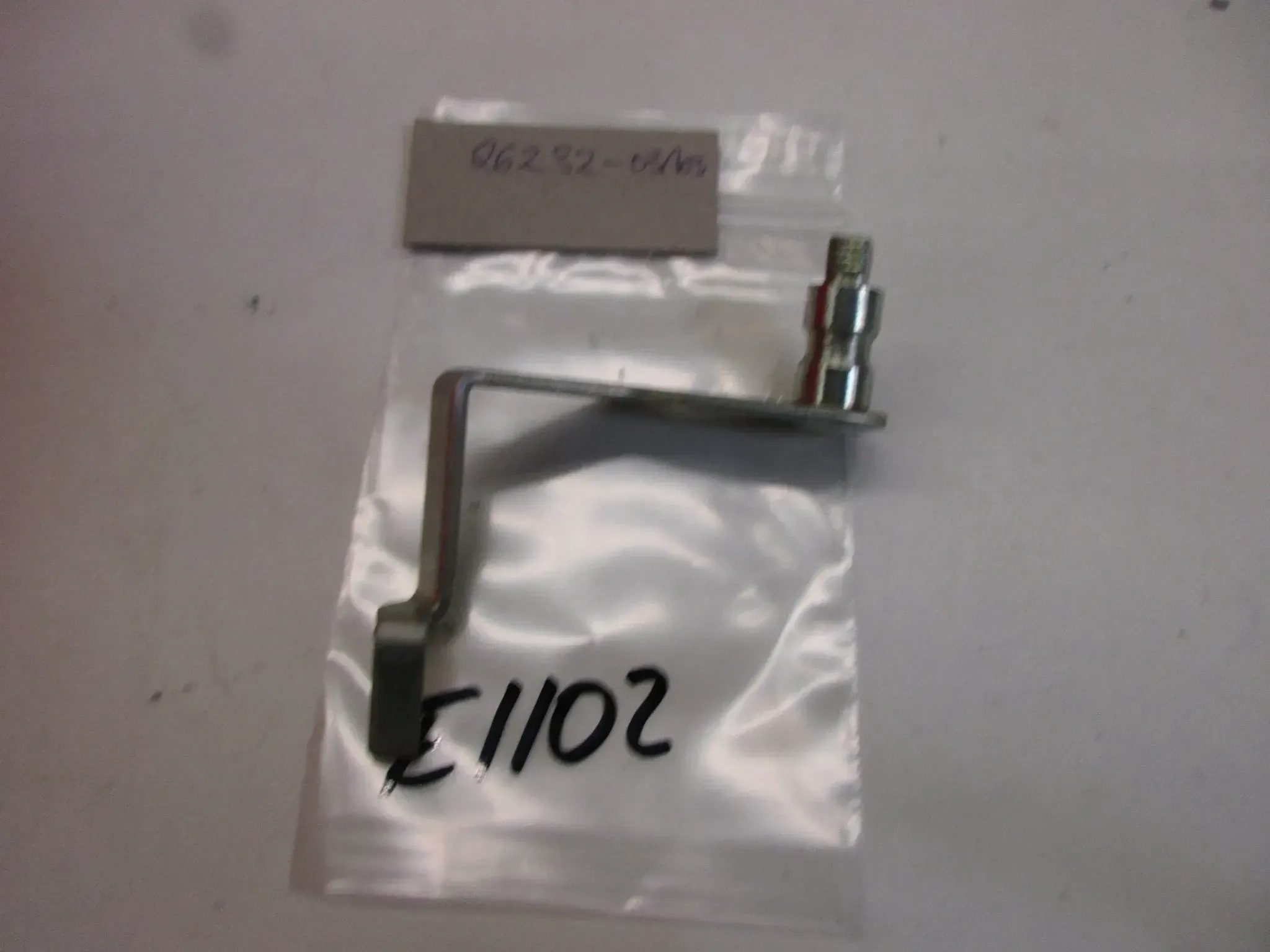 E1102. Suzuki CP 50 Umlenkung Kickstarter 26232-03A03 Aufnahme Kickstarterhebel - Bild 1