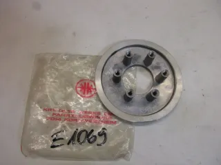 E1069. Suzuki RV 50 Druckplatte Kupplung 21462-22000 Kupplungsgehäuse clutch - Bild 1