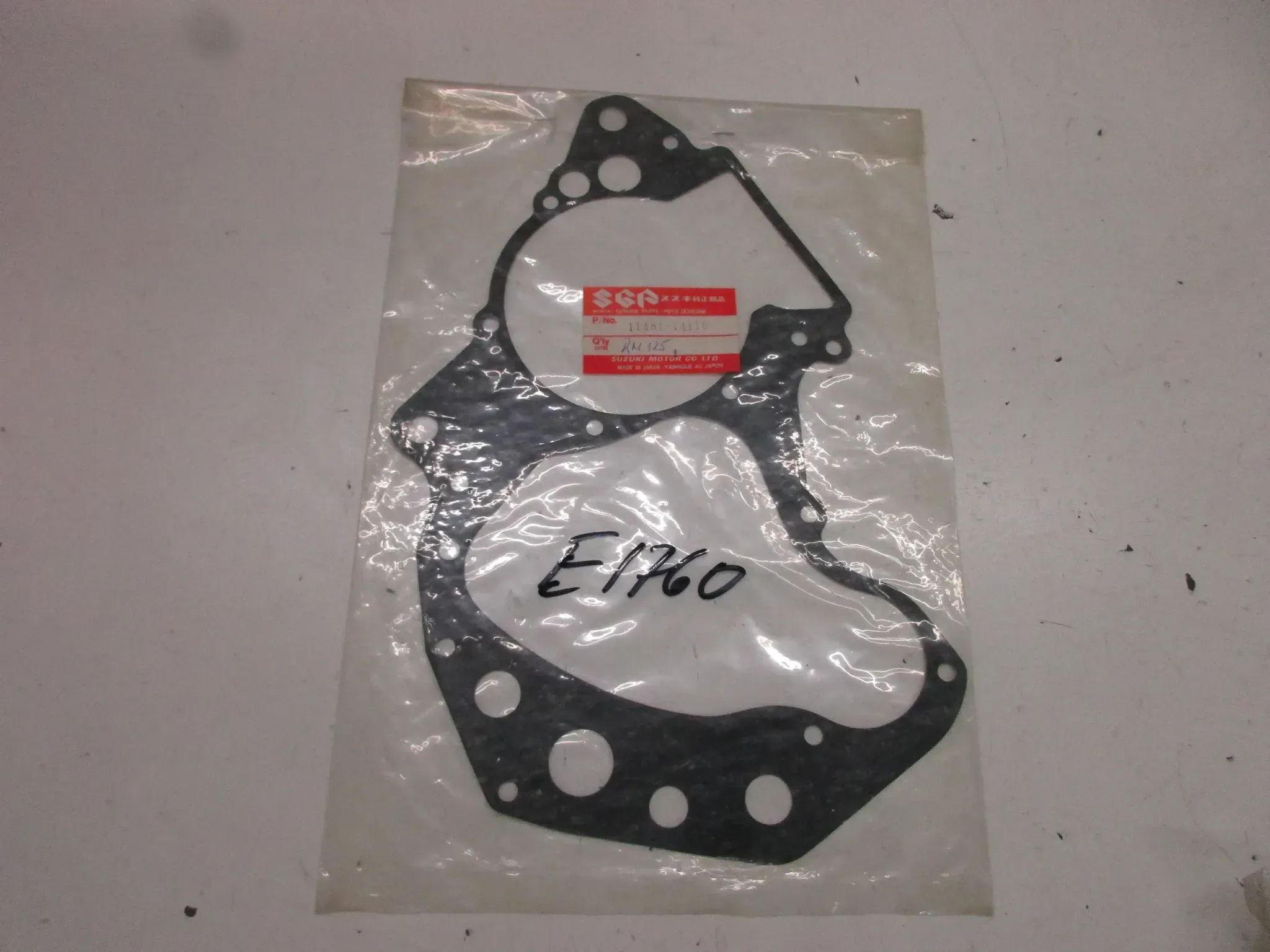 E1760. Suzuki RM 125 Dichtung Motordichtung 11481-14110 Motor Motordeckel Gehäuse - Bild 1