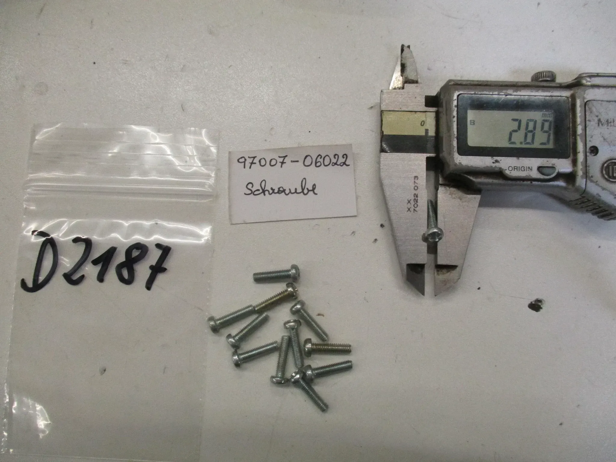 D2187 Yamaha DT 50_125 PW 80 Schraube ET 97007-06022 Schalter Elektrik M3x14 - Bild 1