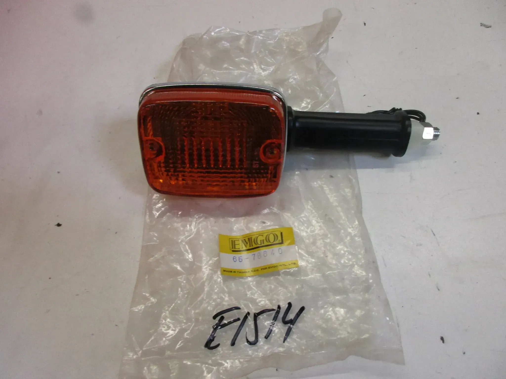 E1514. Suzuki GS GSX Blinker hinten oder vorne 65-78640 Blinkleuchte Zubehör - Bild 1